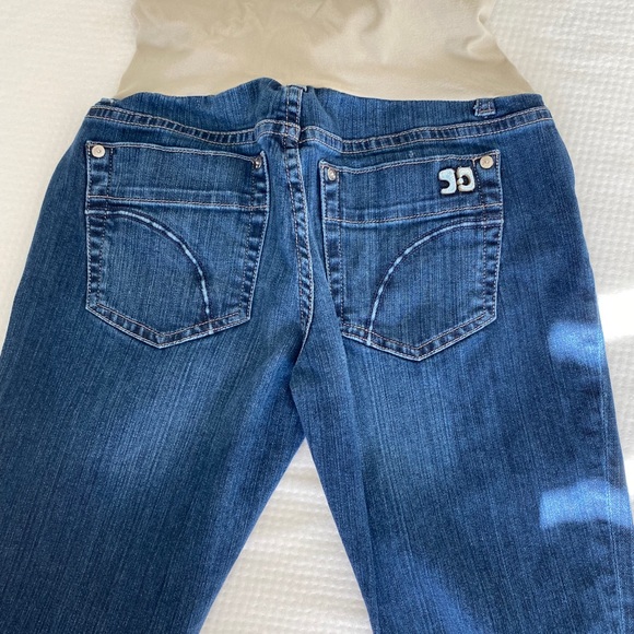 Joe’s maternity jeans - Picture 2 of 3